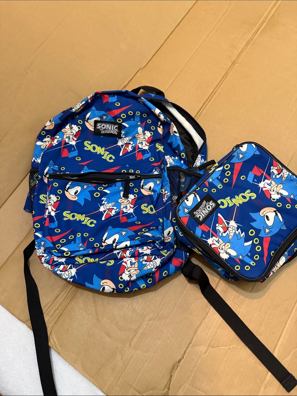 Sonic’s backpack